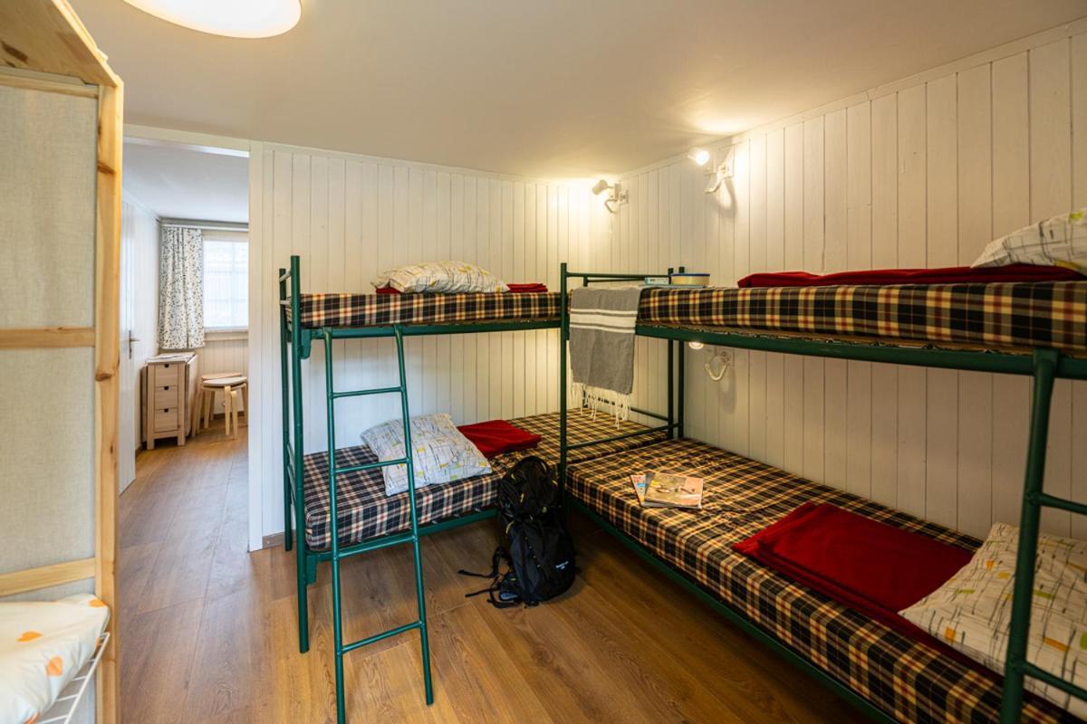 Camping Jungfrau Lauterbrunnen Exterior foto